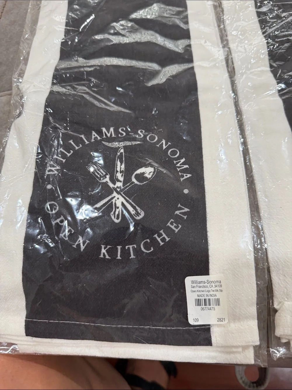 2 new Williams Sonoma tea towels Williams Sonoma open kitchen black-and-white